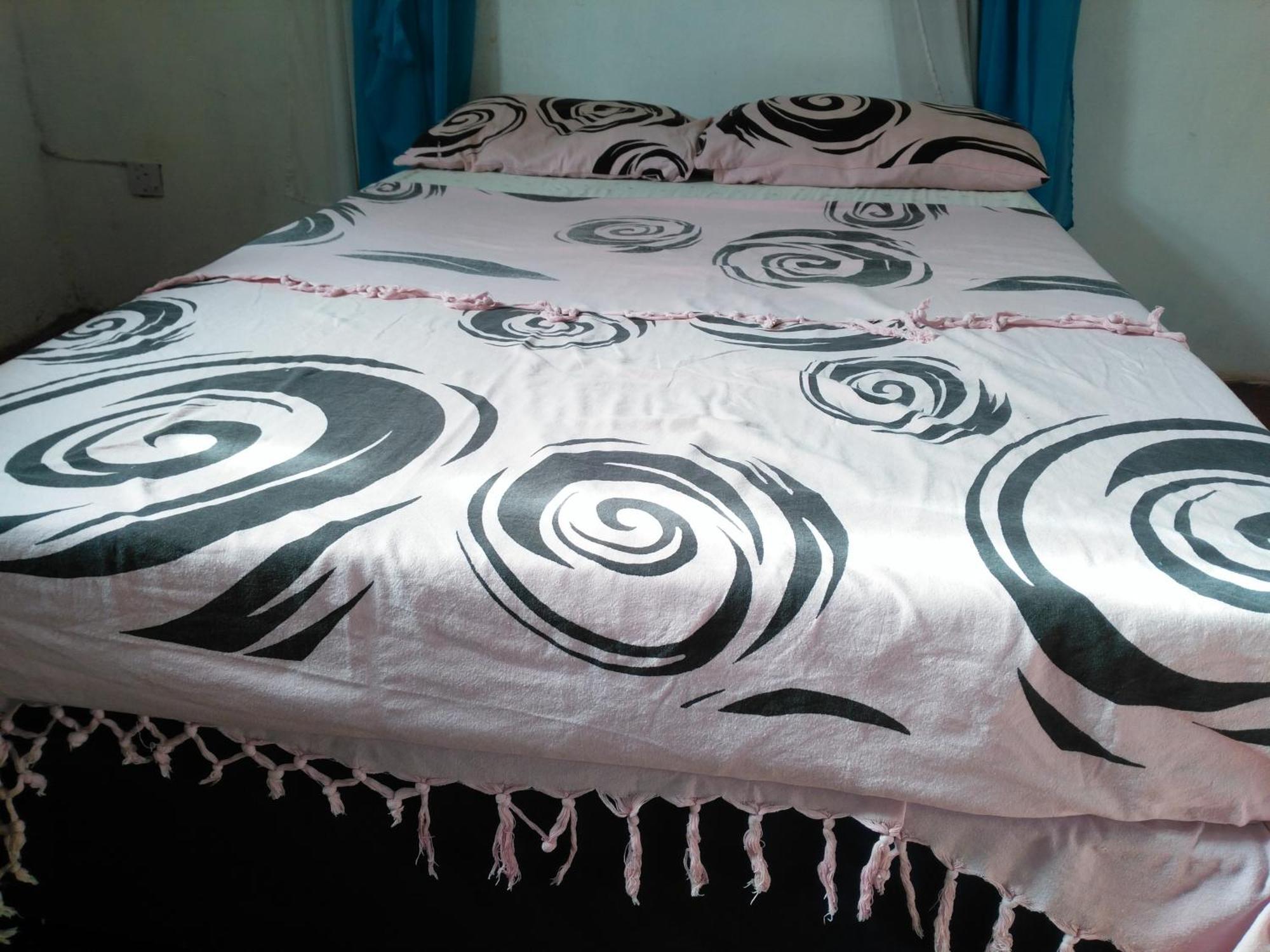 Akogo House - Bnb , Hostel, Backpackers & Volunteer Center Mombasa Exteriér fotografie
