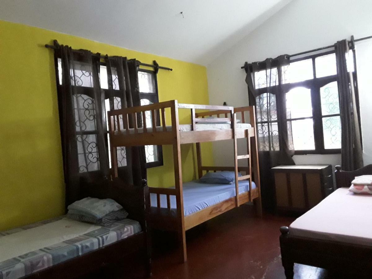 Akogo House - Bnb , Hostel, Backpackers & Volunteer Center Mombasa Exteriér fotografie